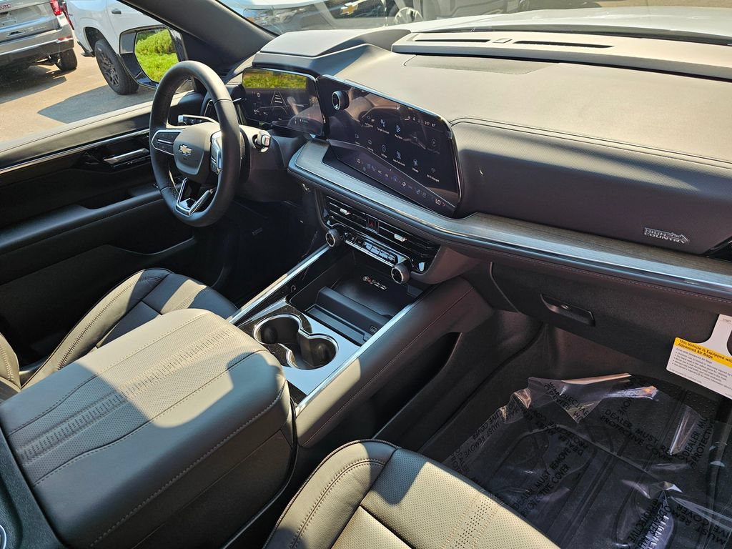 New 2026 Chevrolet Suburban High Country AWD/4WD image 10