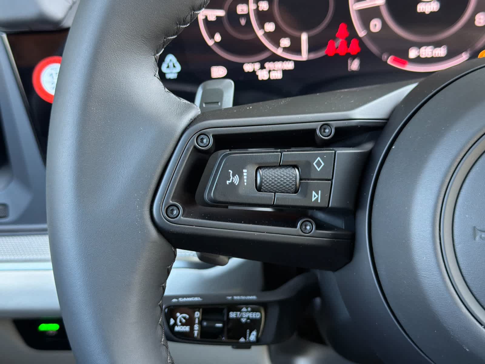 New 2026 Porsche Cayenne AWD/4WD image 28