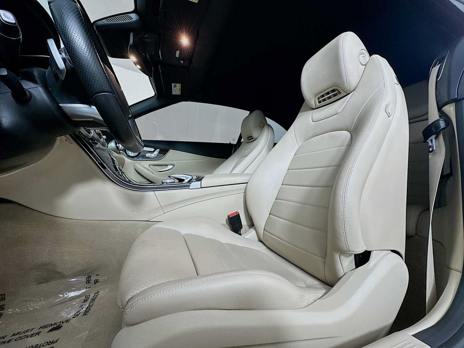 Used 2023 Mercedes-Benz C 300 Cabriolet image 5