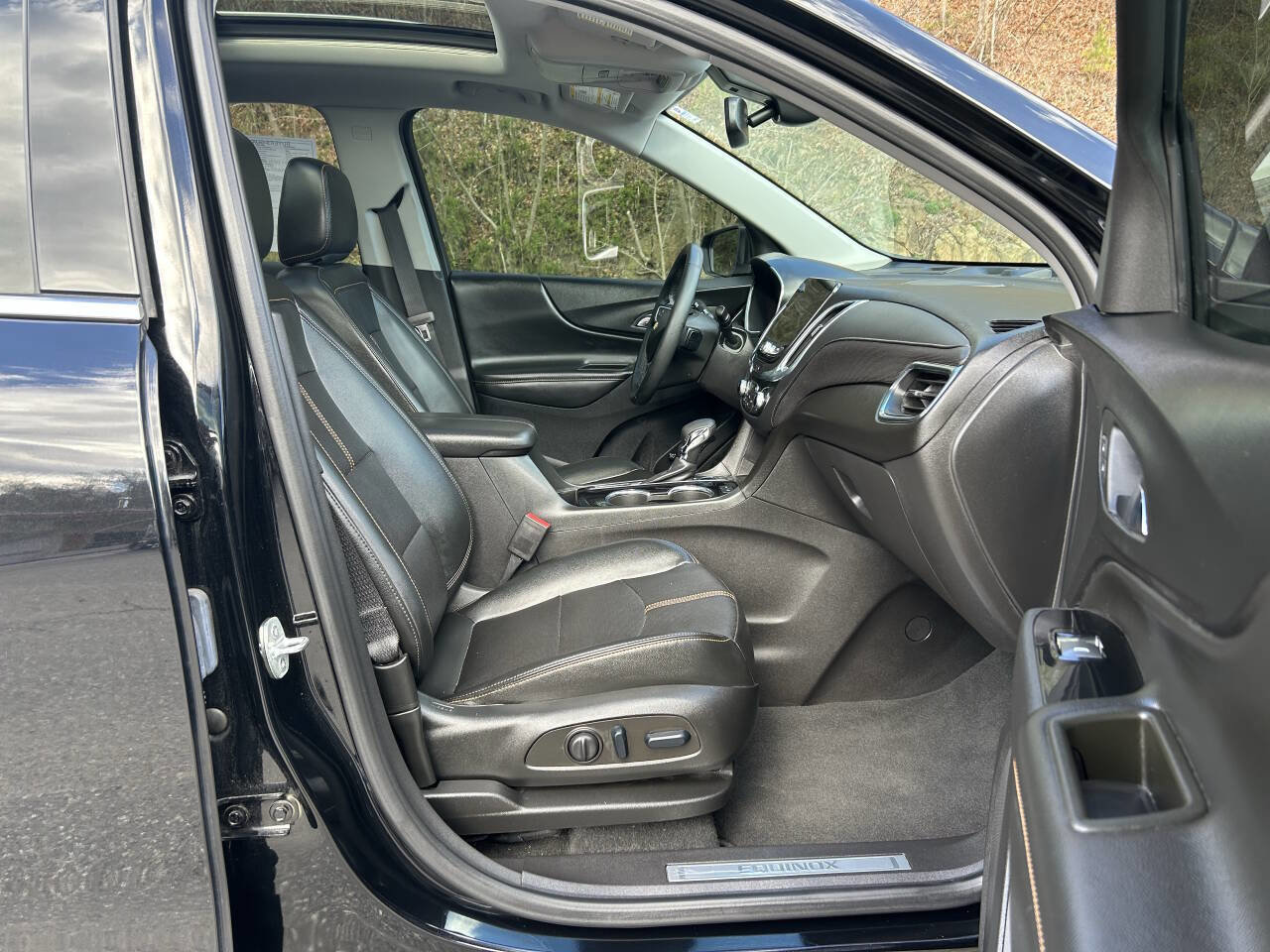 Used 2023 Chevrolet Equinox Premier image 27