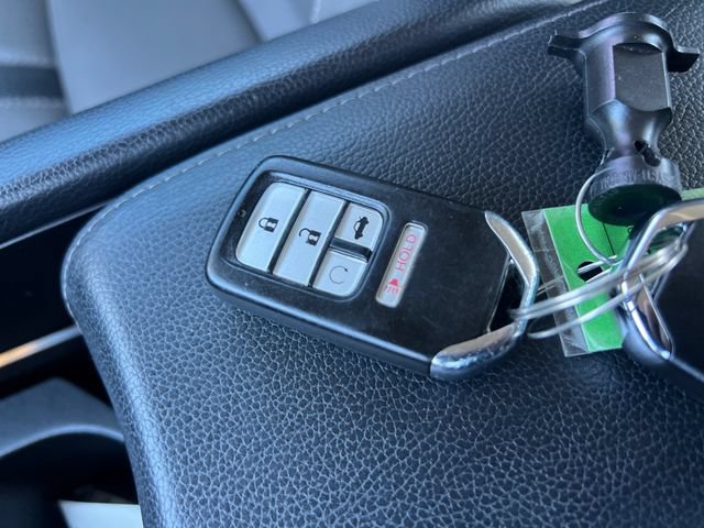 Used 2016 Honda Civic Touring image 29