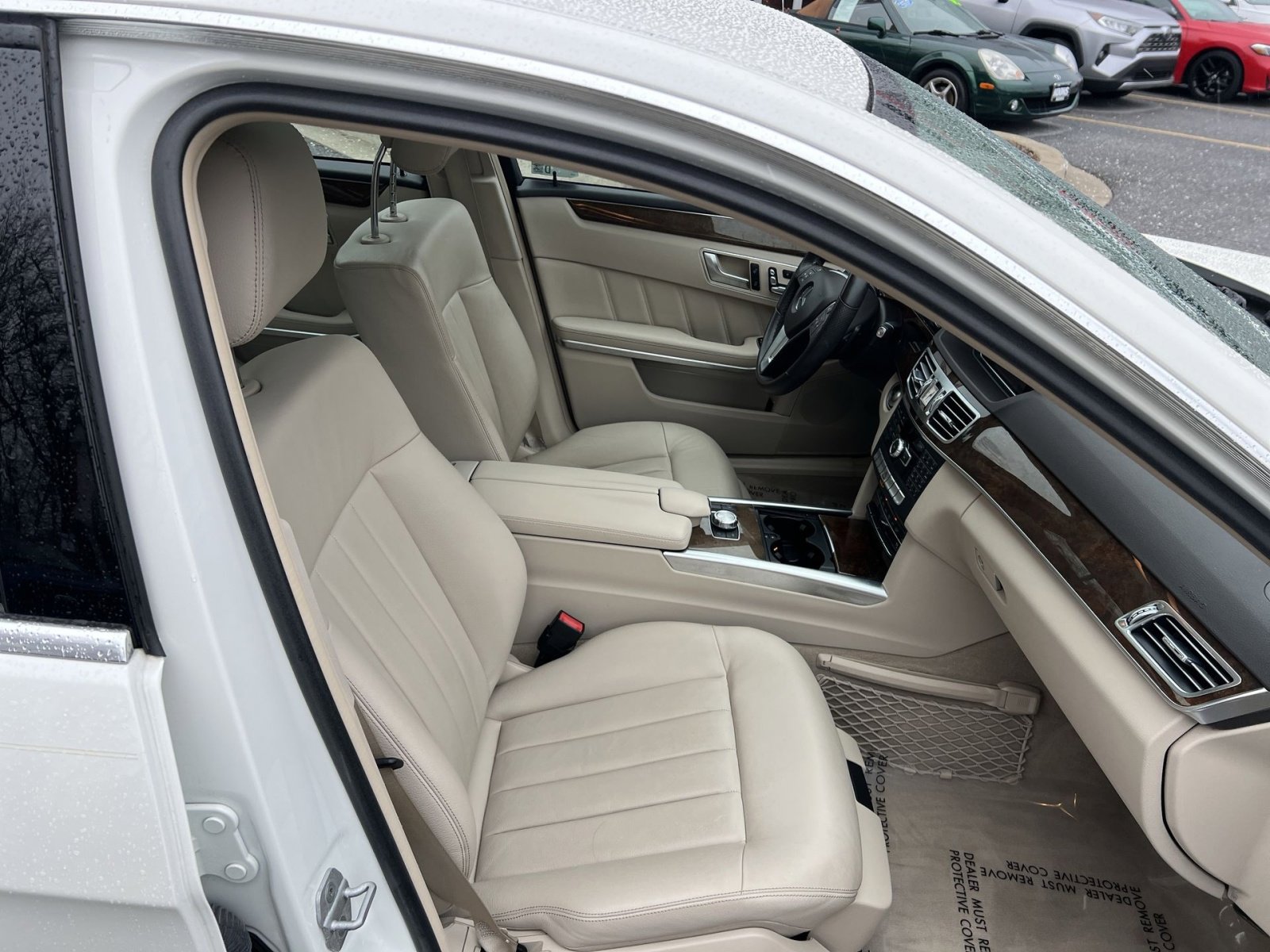 Used 2014 Mercedes-Benz E 350 4MATIC Sedan image 26