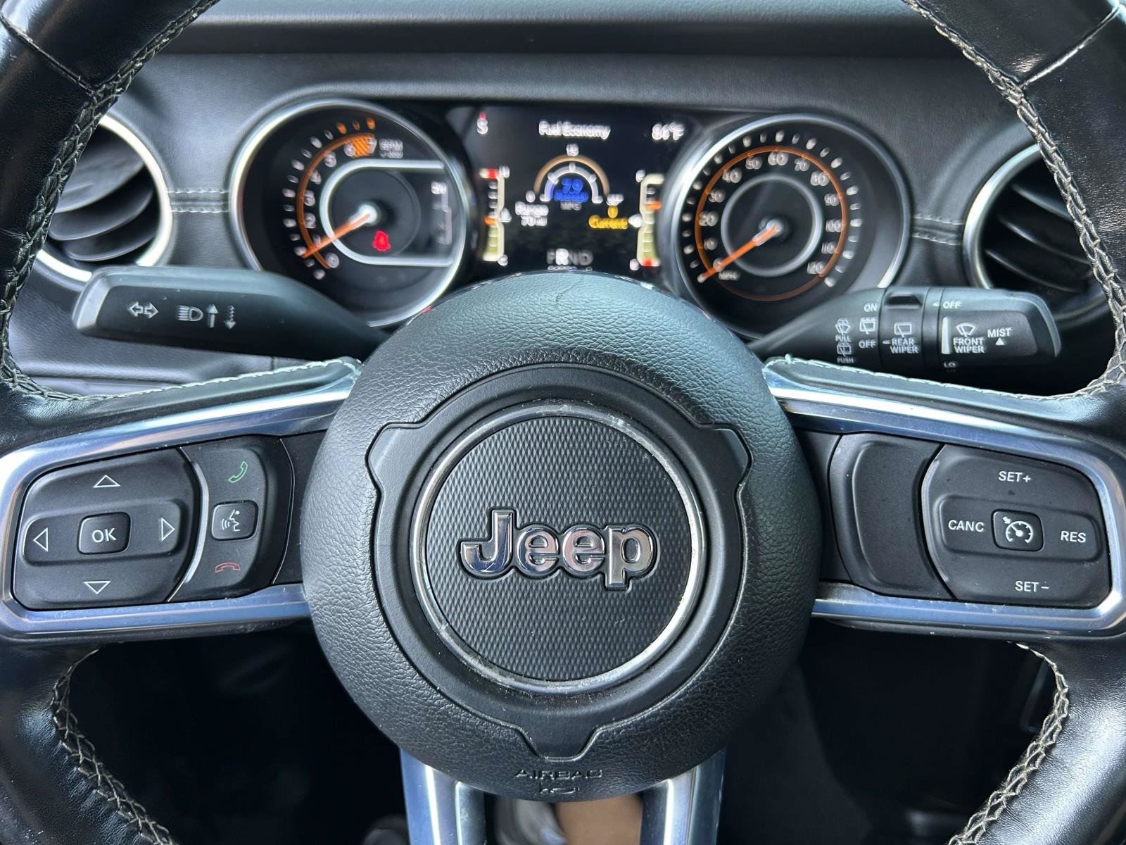 Used 2020 Jeep Wrangler Unlimited Sahara w/ Cold Weather Group AWD/4WD image 21