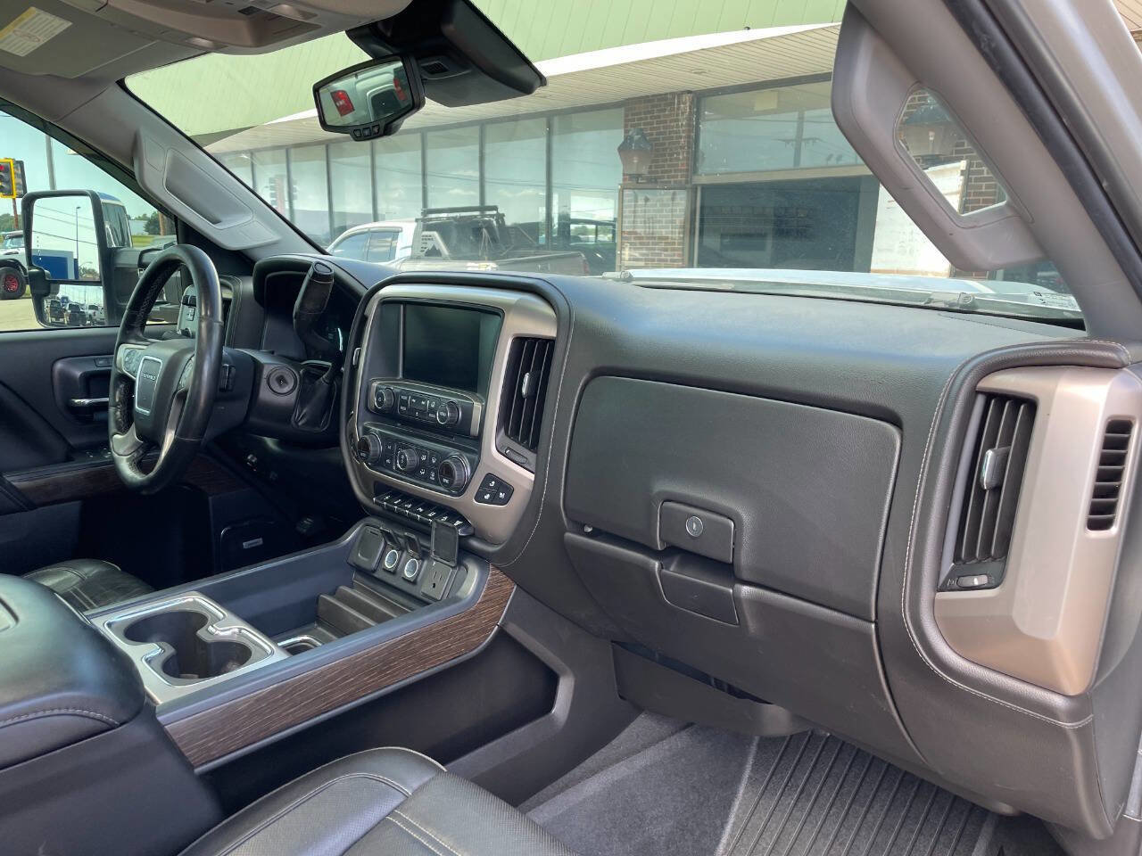 Used 2019 GMC Sierra 3500 Denali w/ Duramax Plus Package image 35