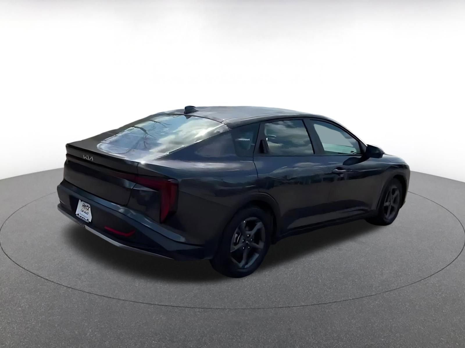 Used 2025 Kia K4 LXS image 14