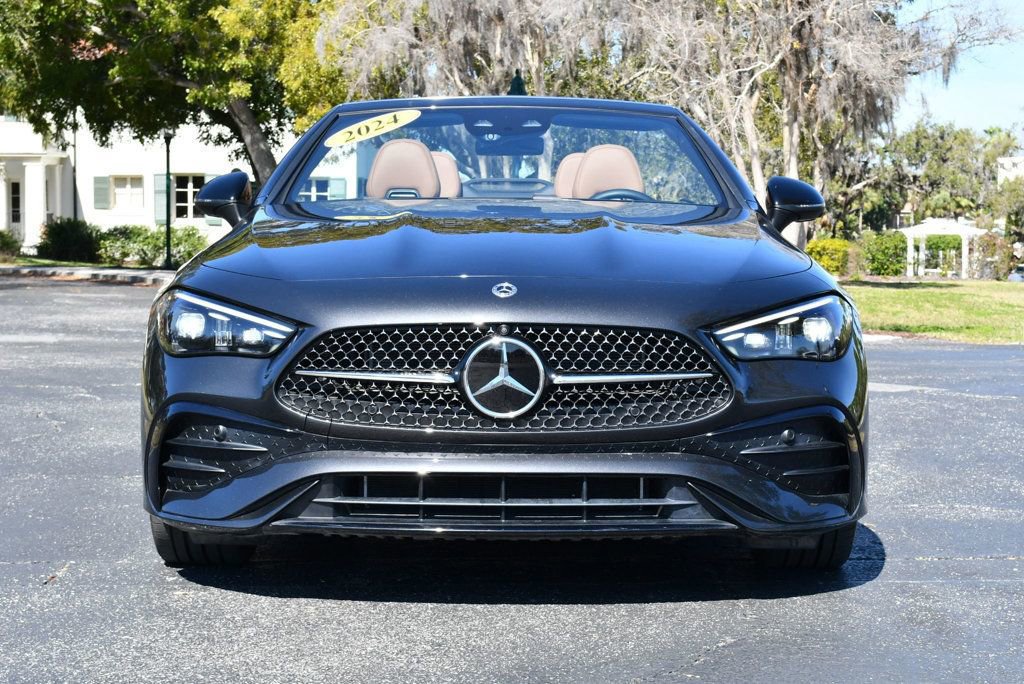 Used 2024 Mercedes-Benz CLE 450 4MATIC Cabriolet image 9