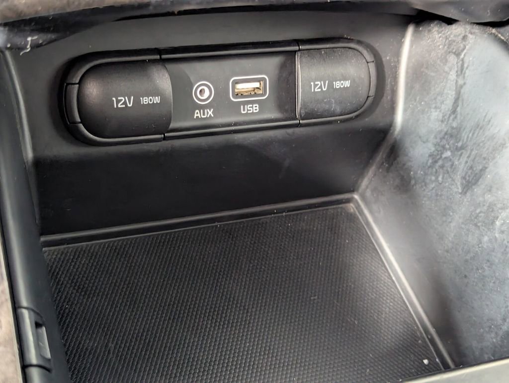 Used 2016 Kia Sorento EX FWD image 20