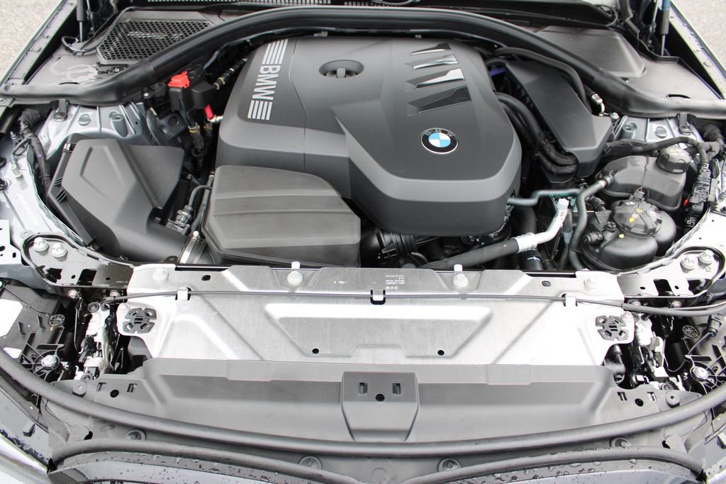 New 2025 BMW 330i xDrive Sedan w/ M Sport Package image 40