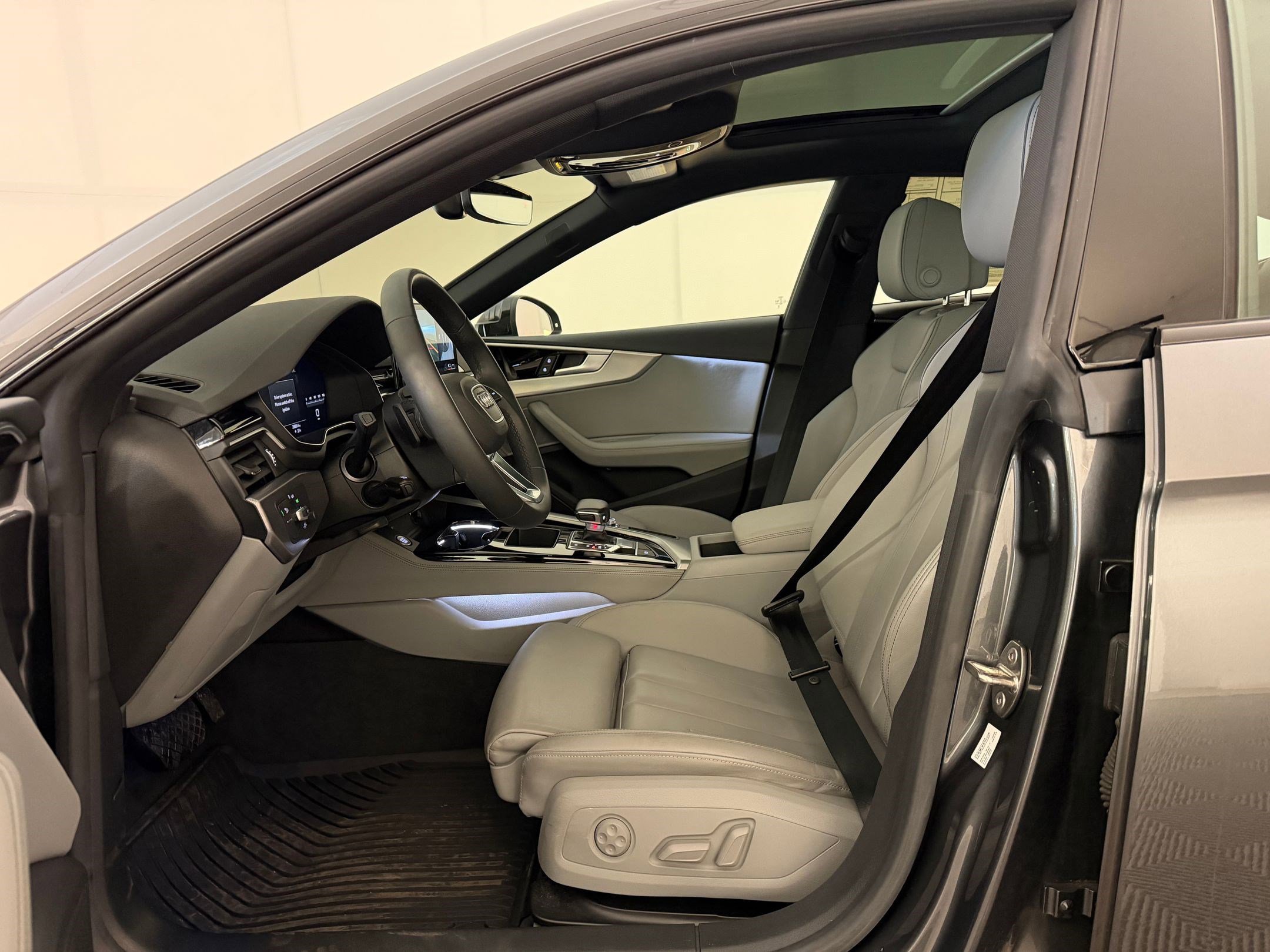 Used 2023 Audi A5 2.0T Premium Plus w/ Premium Plus image 5