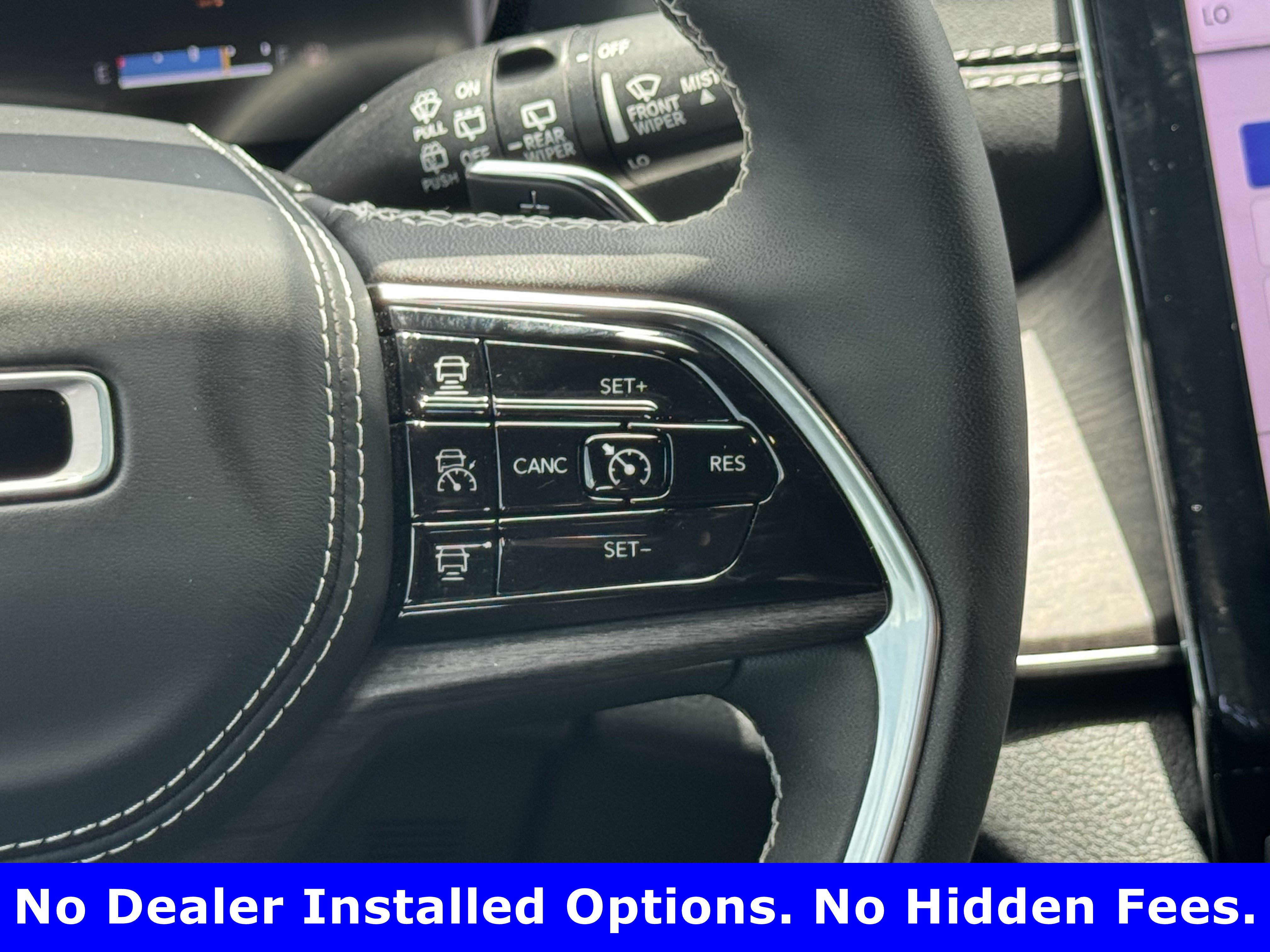 Used 2024 Jeep Grand Cherokee Overland w/ Luxury Tech Group IV AWD/4WD image 15
