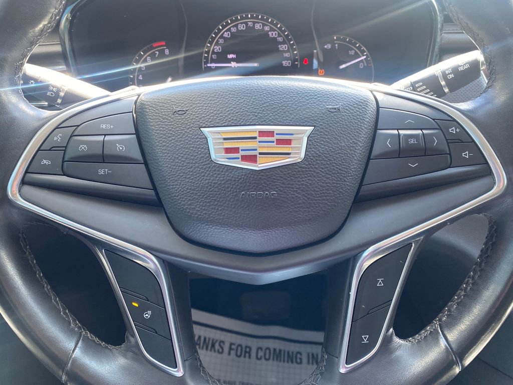 Used 2017 Cadillac XT5 Luxury image 25