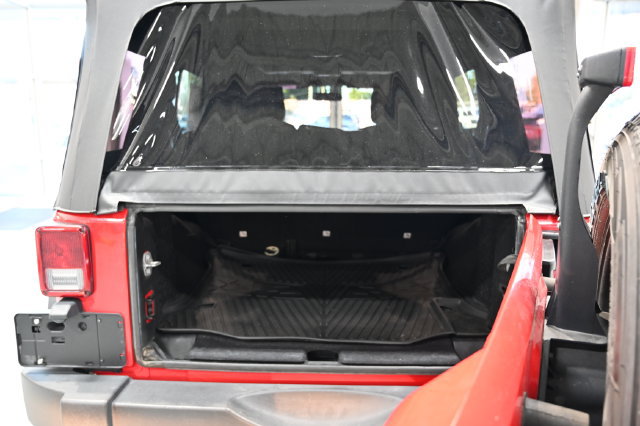 Used 2014 Jeep Wrangler Unlimited Sport AWD/4WD image 7