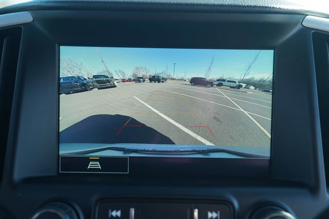 Used 2023 GMC Terrain SLT image 27