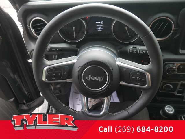 Used 2023 Jeep Wrangler Unlimited Sahara w/ Cold Weather Group AWD/4WD image 26