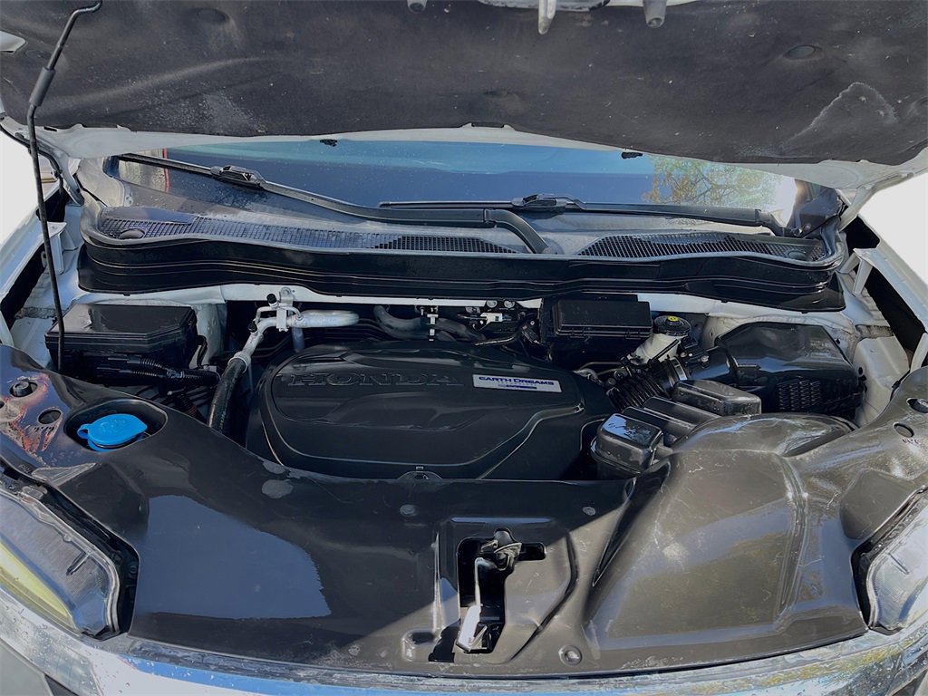 Used 2018 Honda Pilot Touring image 34