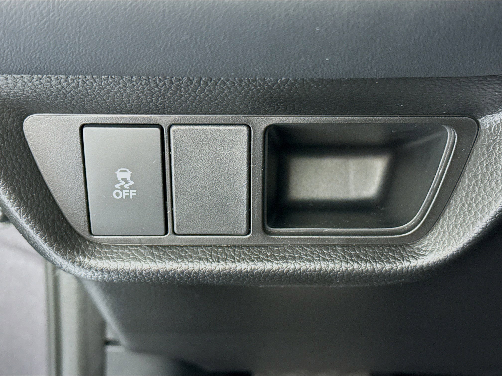 New 2026 Honda HR-V LX image 10