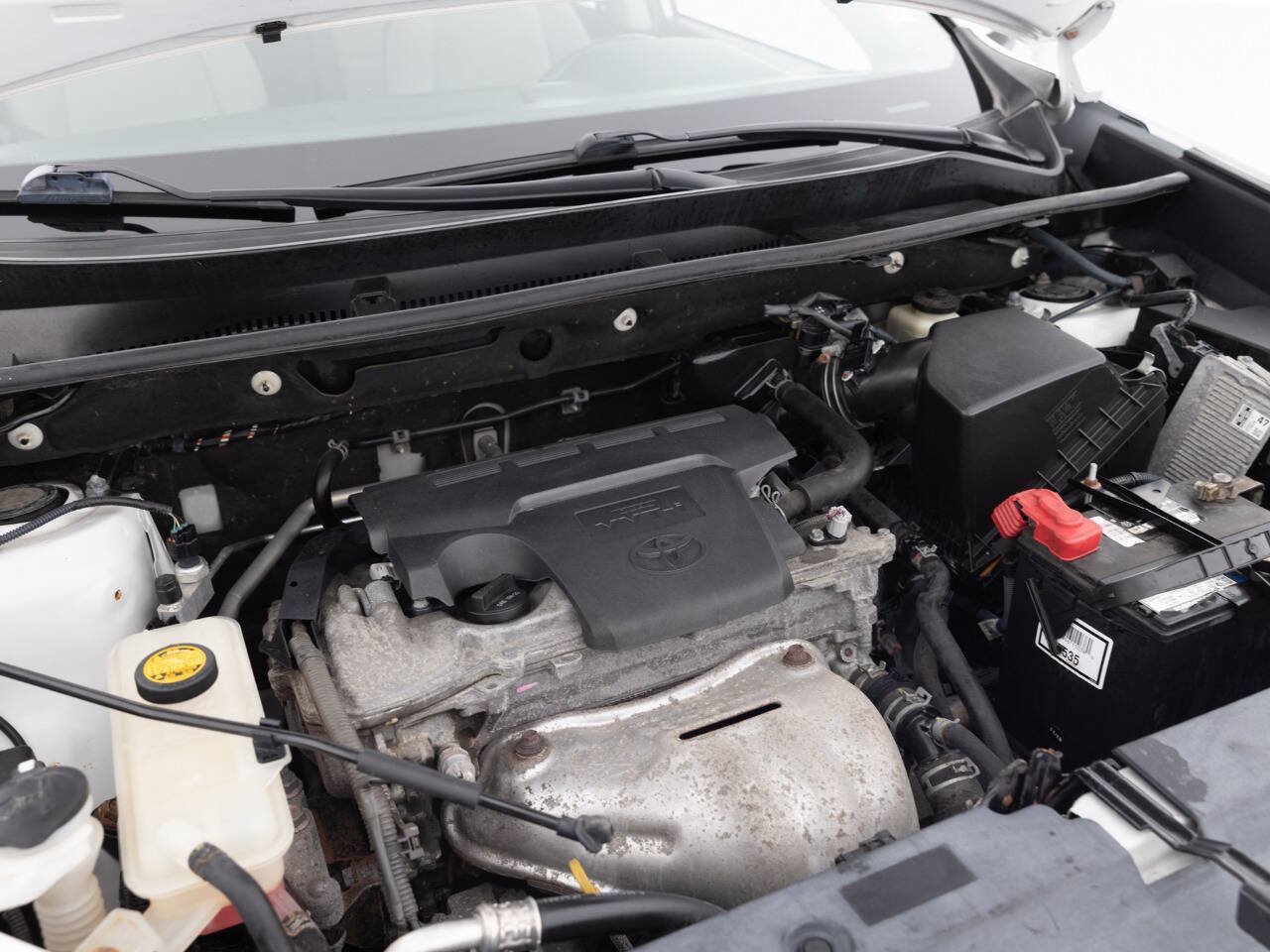 Used 2015 Toyota RAV4 XLE AWD/4WD image 38