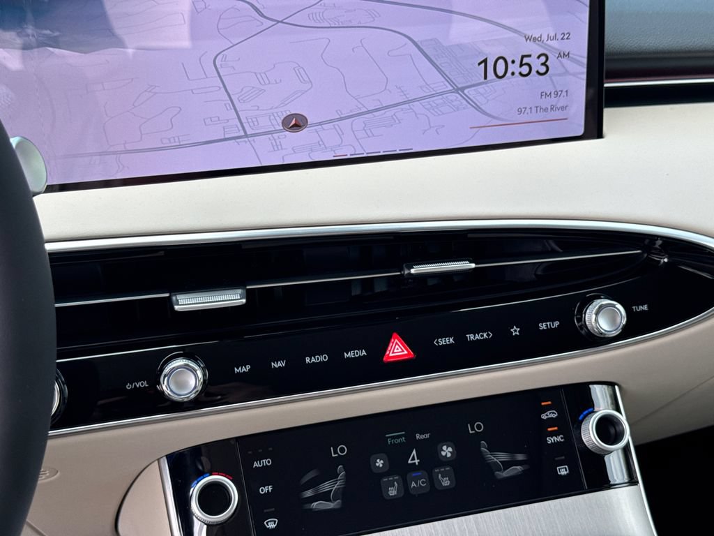 New 2026 Genesis GV70 2.5T Select AWD/4WD image 28