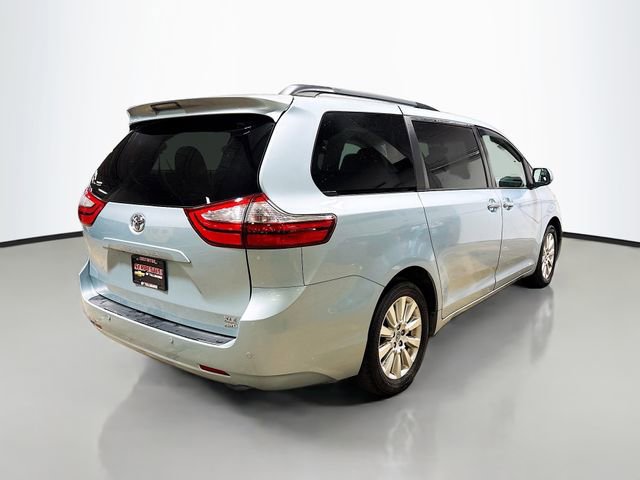 Used 2015 Toyota Sienna XLE Premium image 7