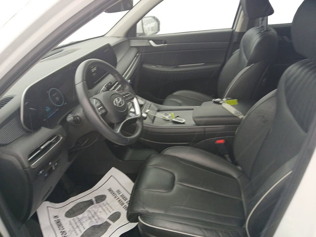 Used 2024 Hyundai Palisade Limited FWD image 15