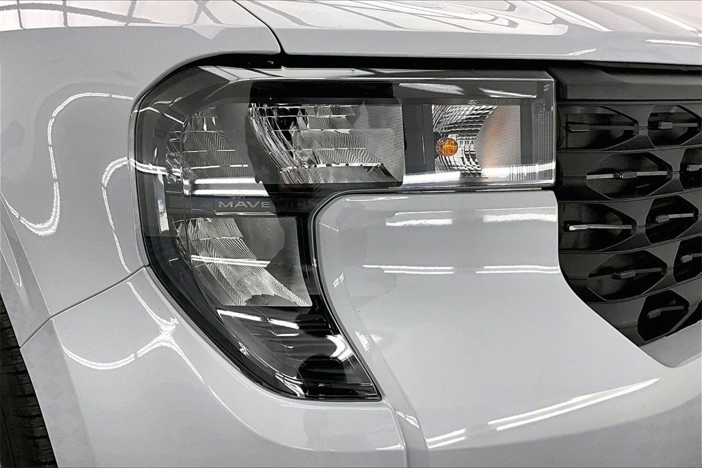 Used 2025 Ford Maverick XLT image 30