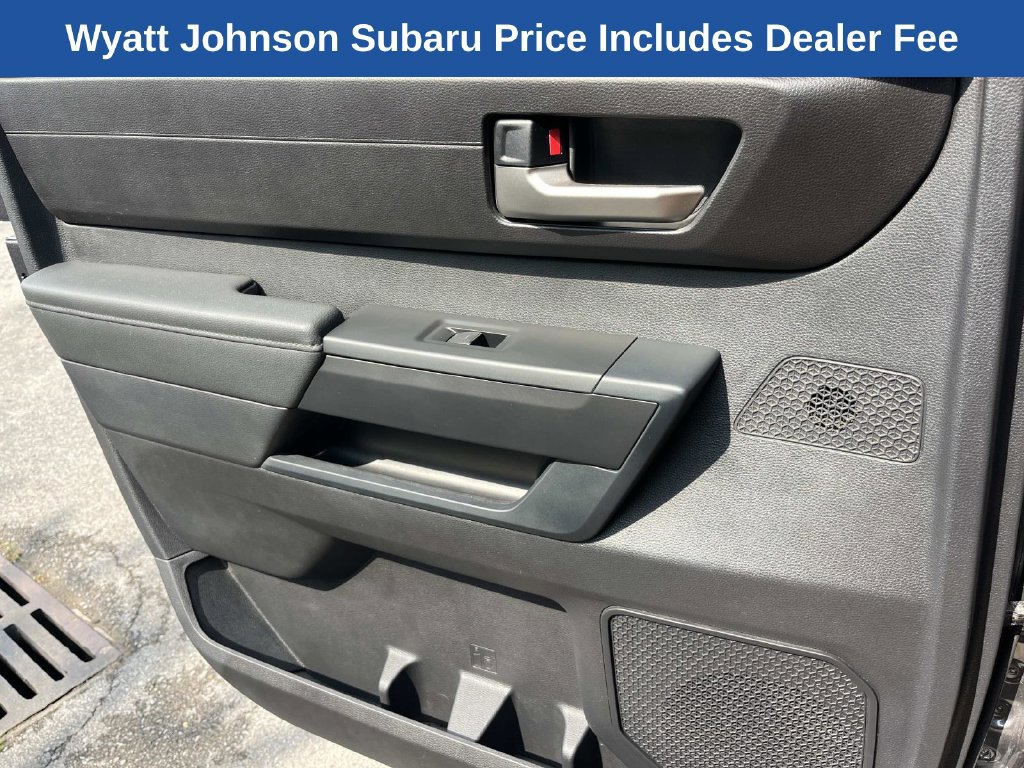 Used 2023 Toyota Tundra SR5 w/ SR5 Convenience Package AWD/4WD image 22