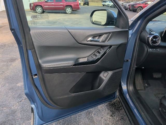 Certified 2025 Chevrolet Equinox LT w/ Convenience Package II image 14