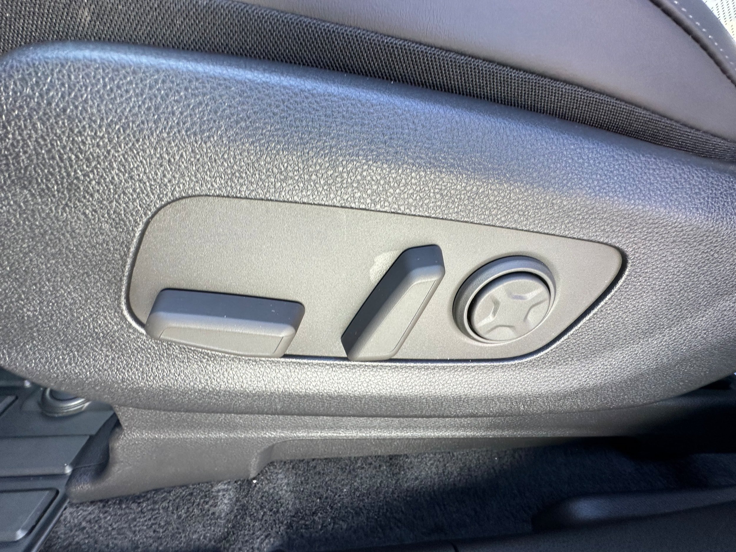 New 2026 Kia Carnival SX FWD image 28