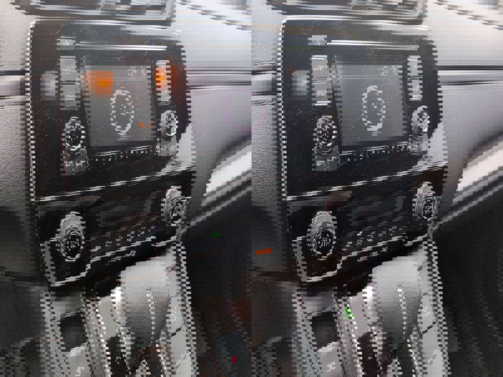 Used 2017 Honda CR-V LX image 27