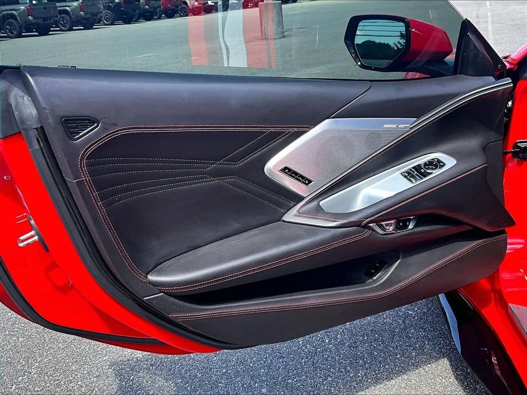 Used 2023 Chevrolet Corvette Z06 RWD image 9