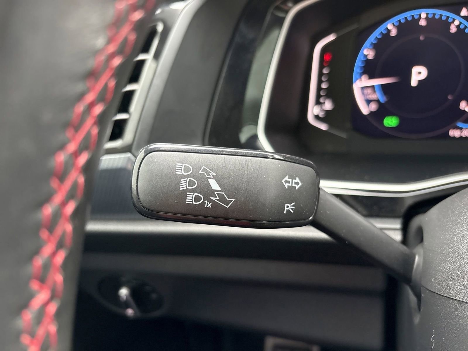 Used 2021 Volkswagen Jetta GLI Autobahn image 29