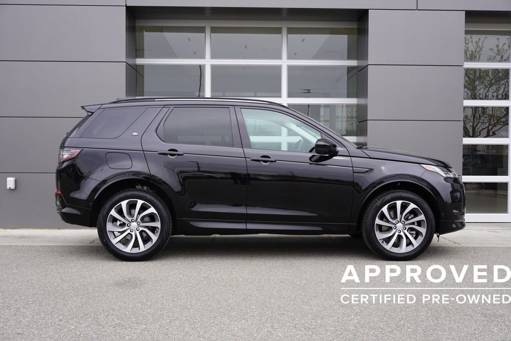 Used 2025 Land Rover Discovery Sport S image 7