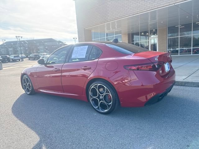Used 2022 Alfa Romeo Giulia Veloce image 2