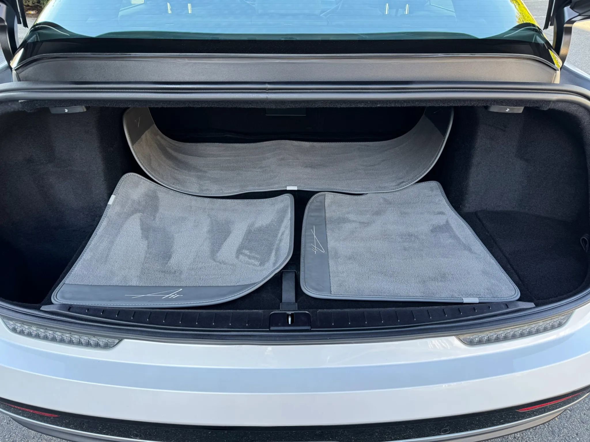 Used 2023 Lucid Air Pure image 28