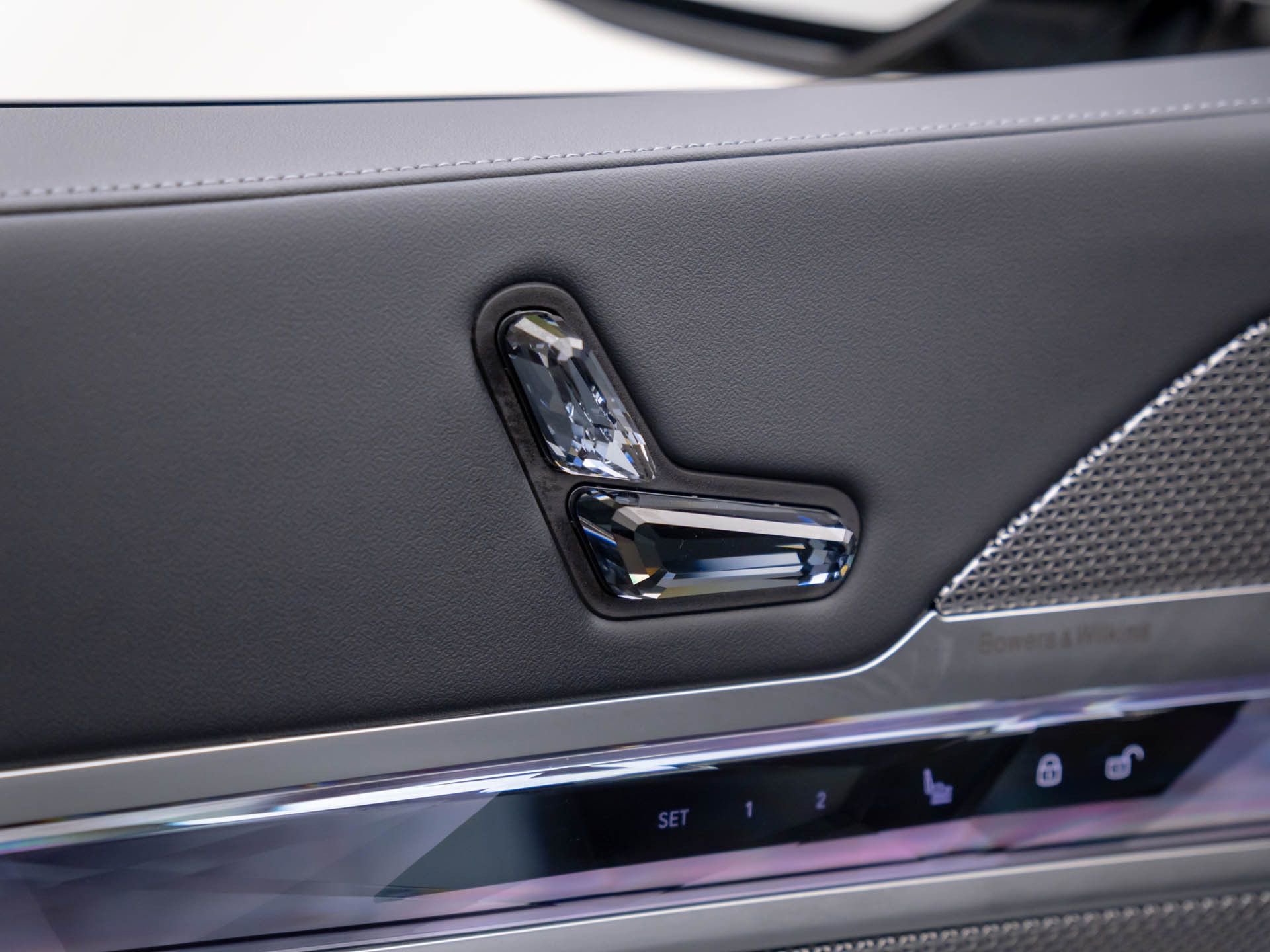 Certified 2025 BMW i7 xDrive60 image 15