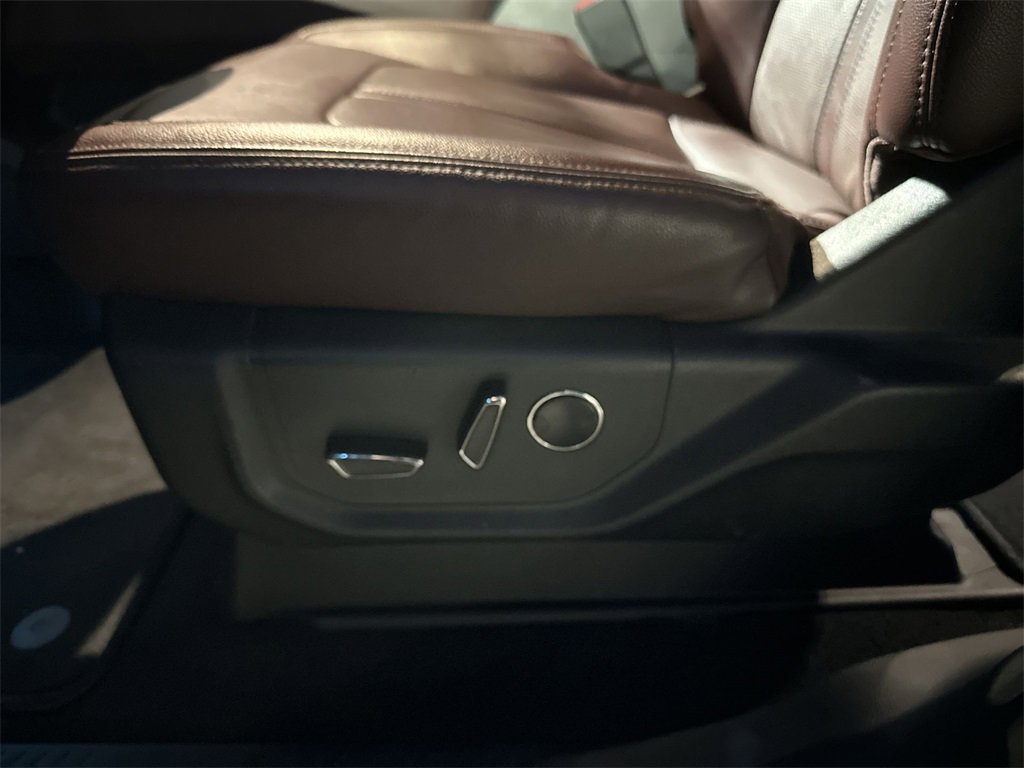 Used 2024 Ford Expedition Max Limited image 12