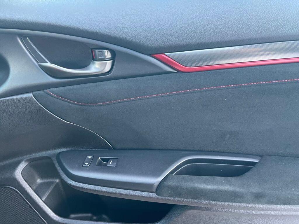 Used 2019 Honda Civic Type R image 22