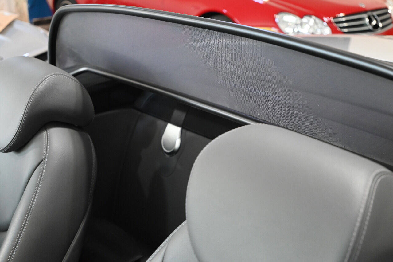 Used 2004 Mercedes-Benz SL 500 image 15