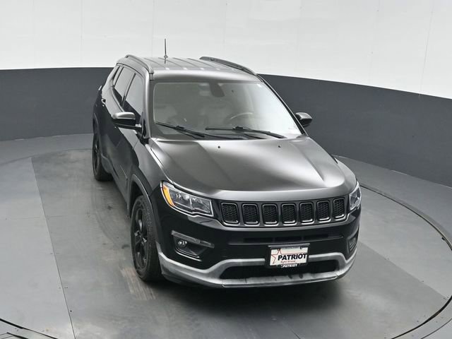 Used 2018 Jeep Compass Latitude FWD image 36