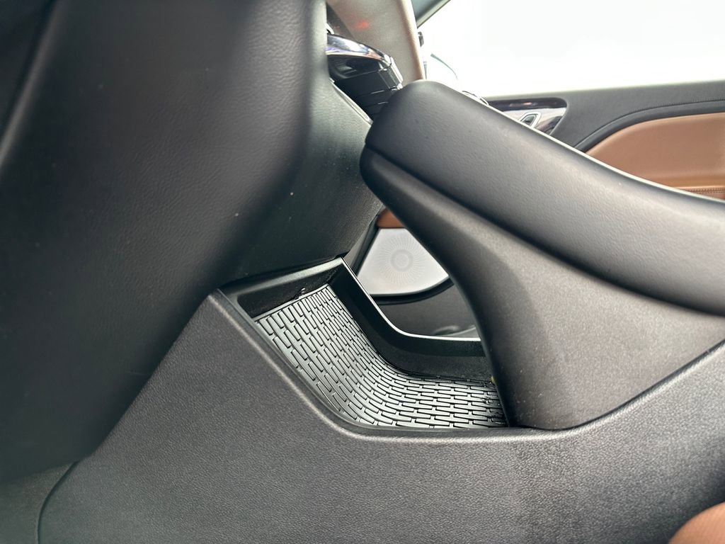 Used 2023 Lincoln Aviator Reserve w/ Equipment Group 201A image 21