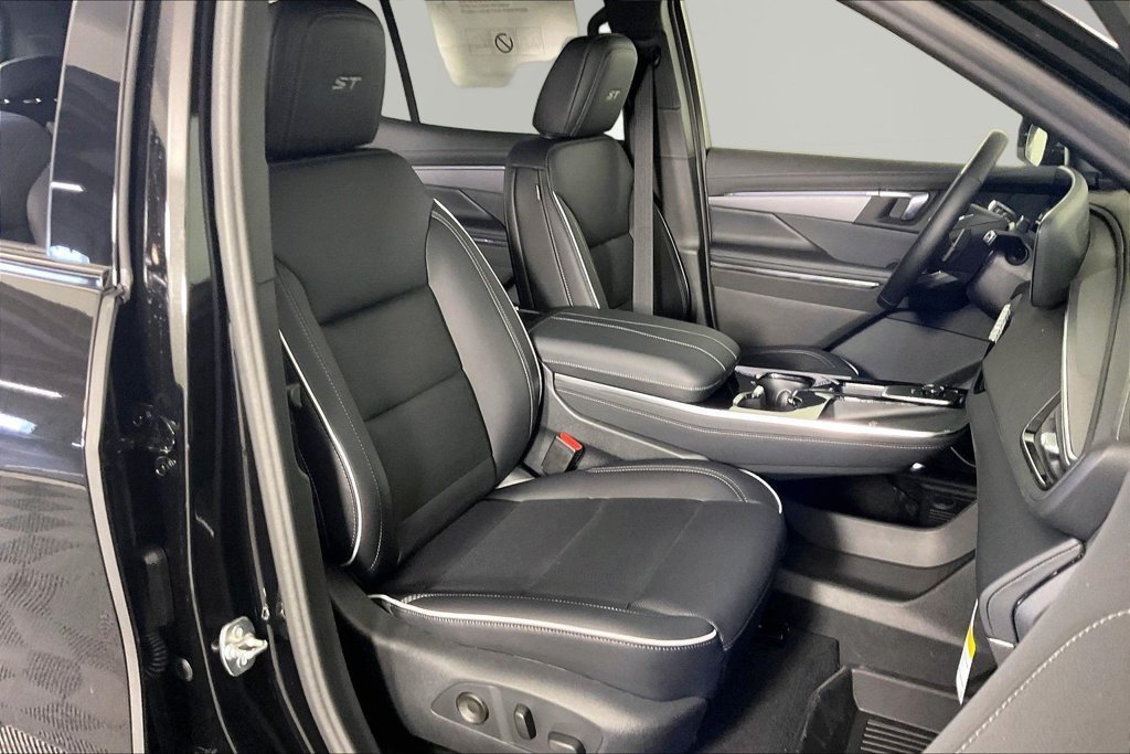 New 2027 Buick Enclave Sport Touring w/ Super Cruise Package AWD/4WD image 12