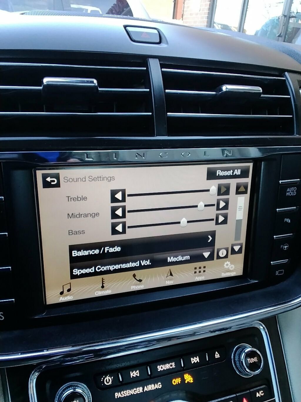 Used 2017 Lincoln Continental Reserve w/ Technology Package image 20