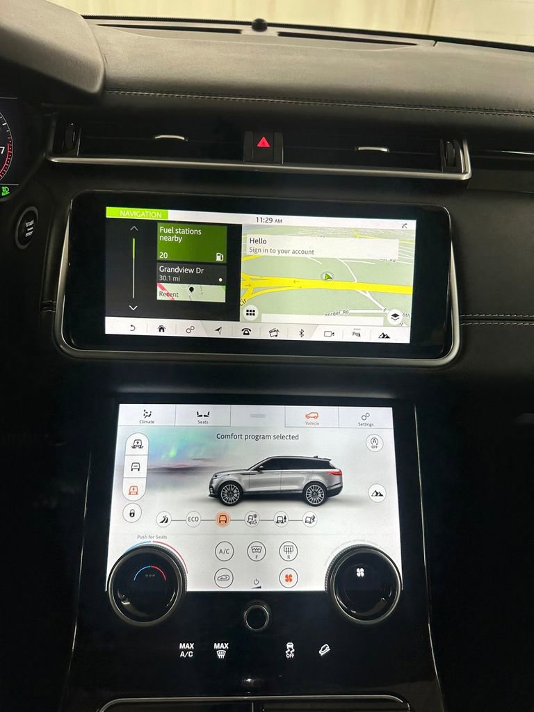 Used 2019 Land Rover Range Rover Velar S image 21