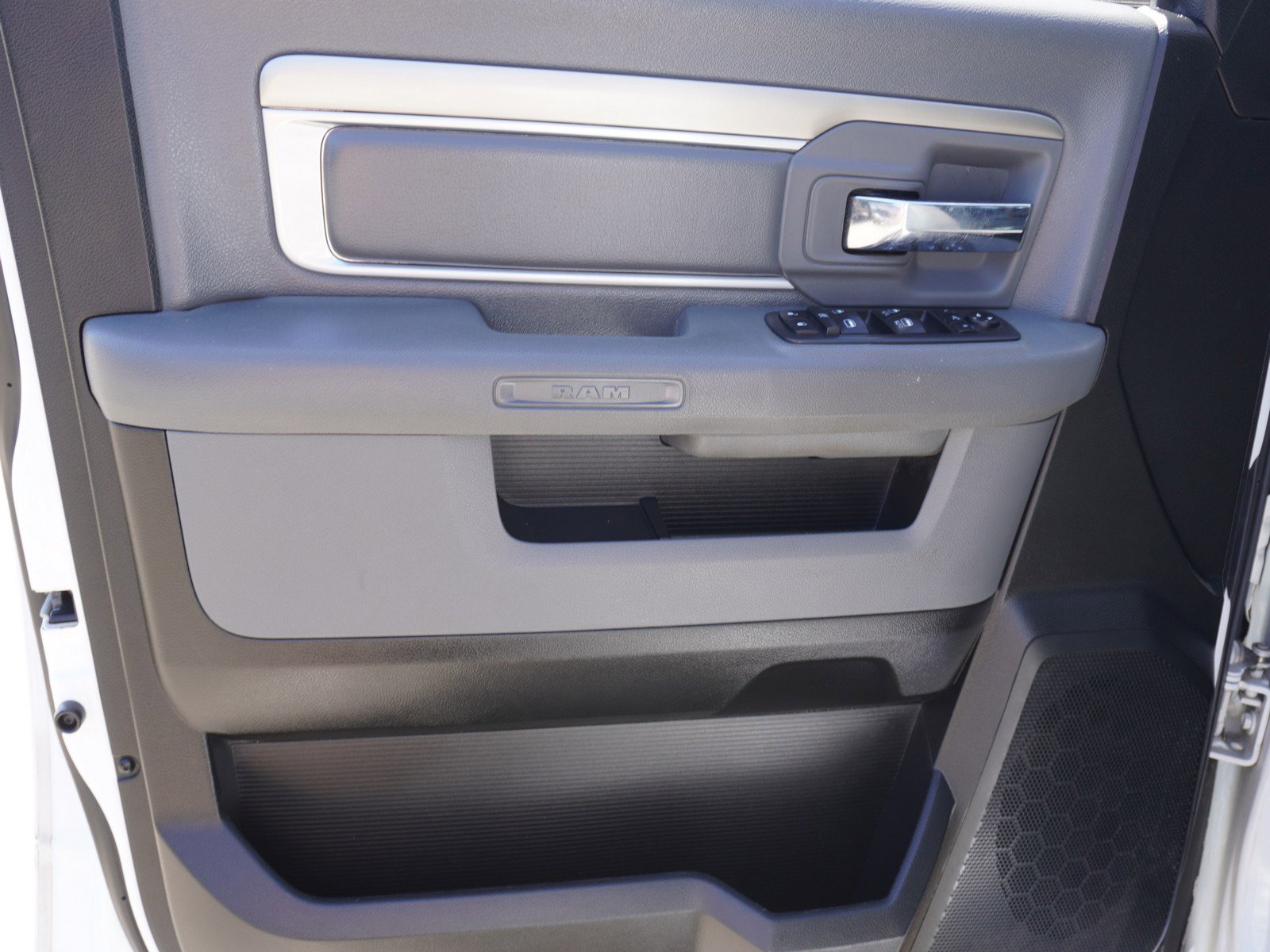 Used 2019 RAM 1500 Big Horn AWD/4WD image 17