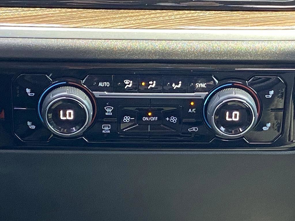 Used 2023 Chevrolet Silverado 1500 RST w/ Z71 Off-Road Package image 13