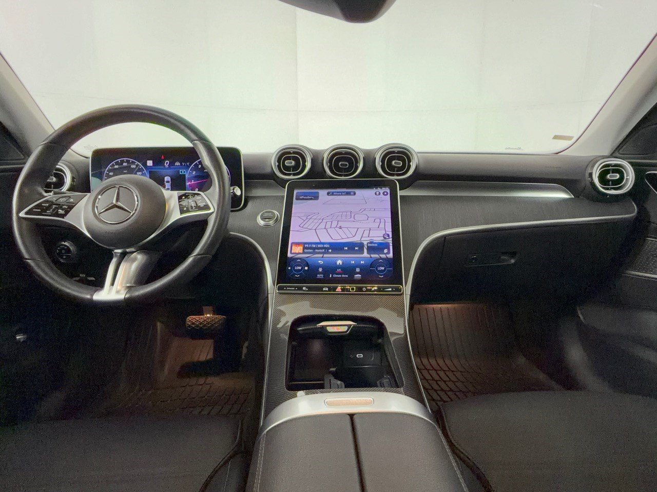 Used 2023 Mercedes-Benz C 300 Sedan image 17