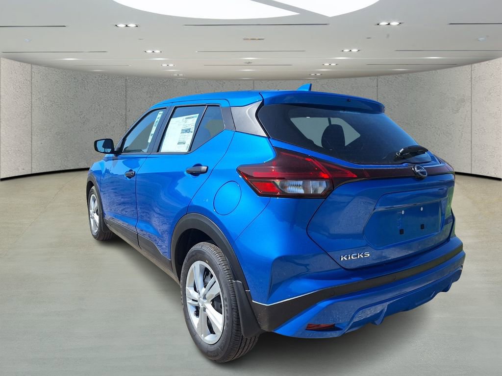 New 2025 Nissan Kicks Play S image 3