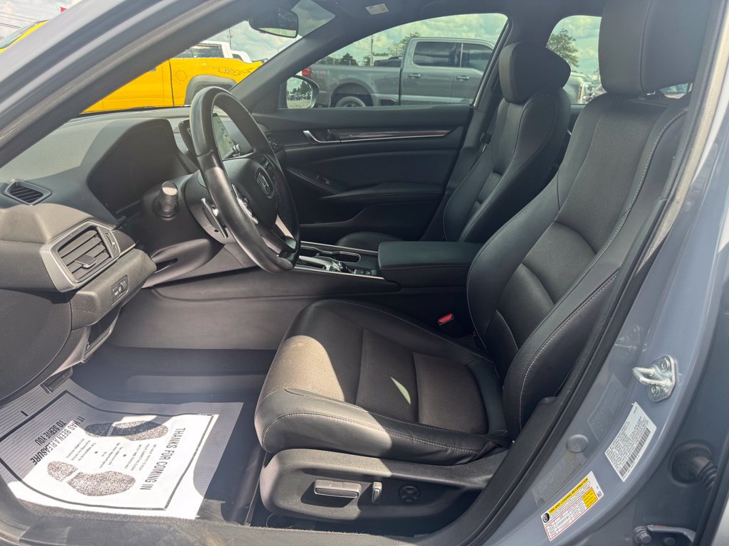Used 2022 Honda Accord Sport image 16