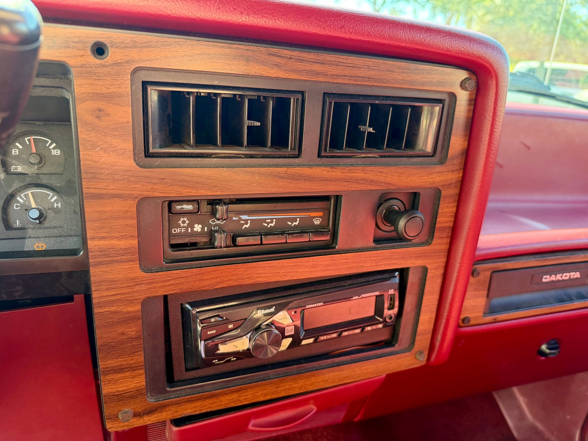 Used 1993 Dodge Dakota 2WD Club Cab image 49