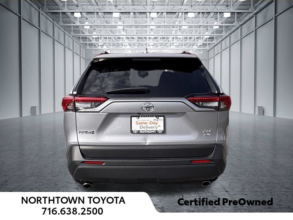 Used 2025 Toyota RAV4 XLE w/ Weather Package AWD/4WD image 34